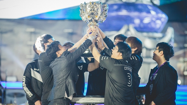 S15賽季戰(zhàn)隊首發(fā)陣容：EDG、RNG、TES等隊陣容一覽